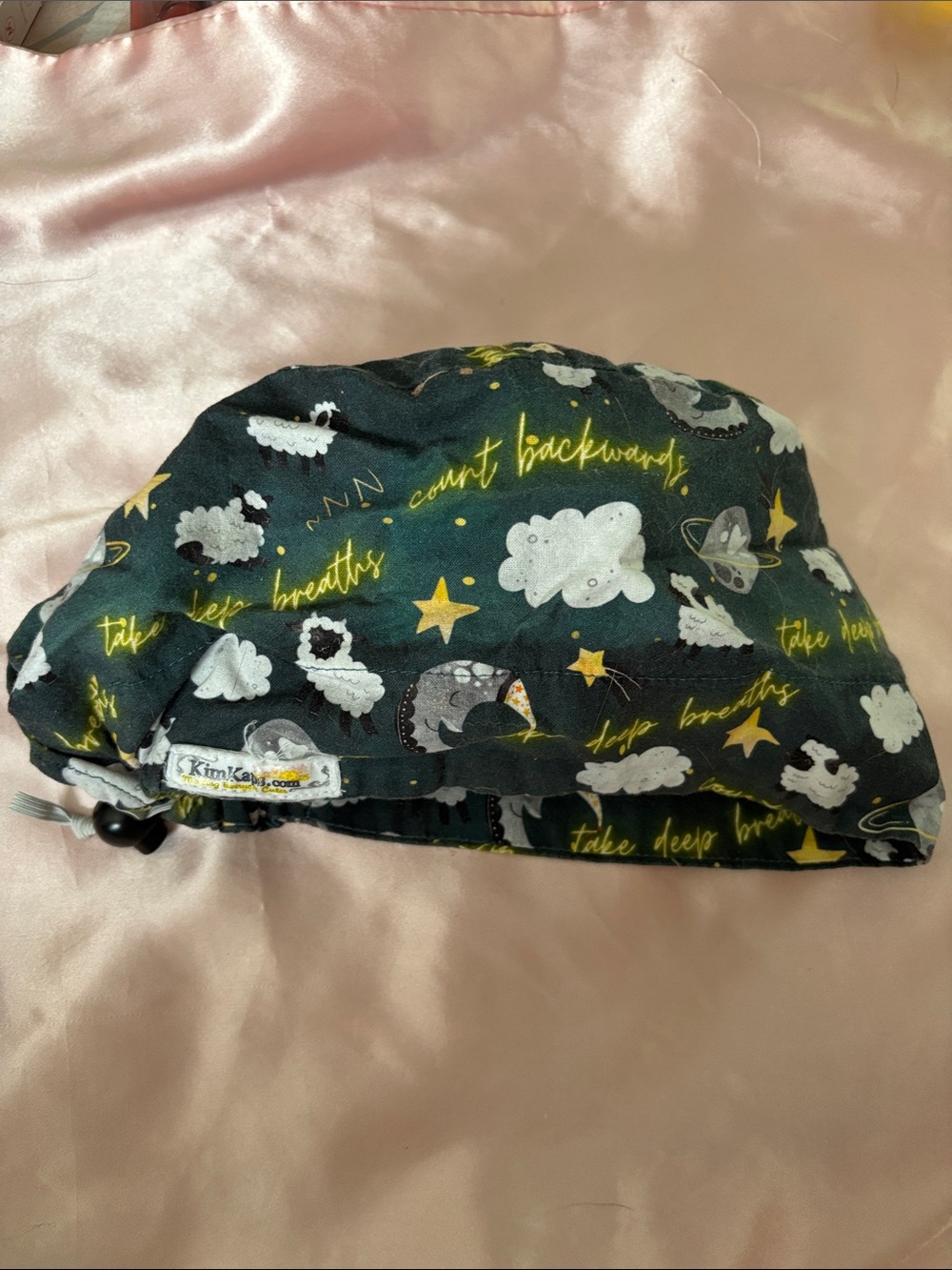 Women’s Black Sleepy Sheep Print Scrub Cap -